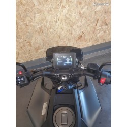 Husqvarna 125 svartpilen 2024 - 130 kms 