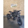 Husqvarna 125 svartpilen 2023 - 40 kms 