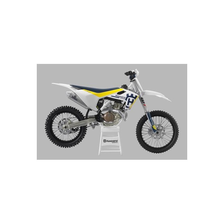 FC 450/17 MODEL BIKE