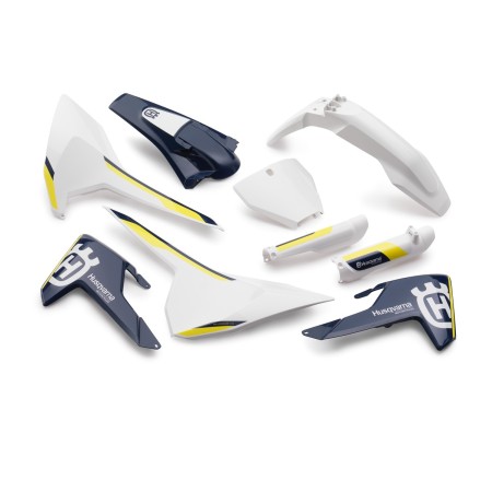 SET PLASTIC PARTS
